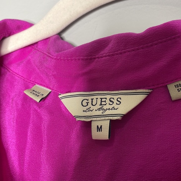 Guess Sleeveless Blouse - Picture 2 of 5